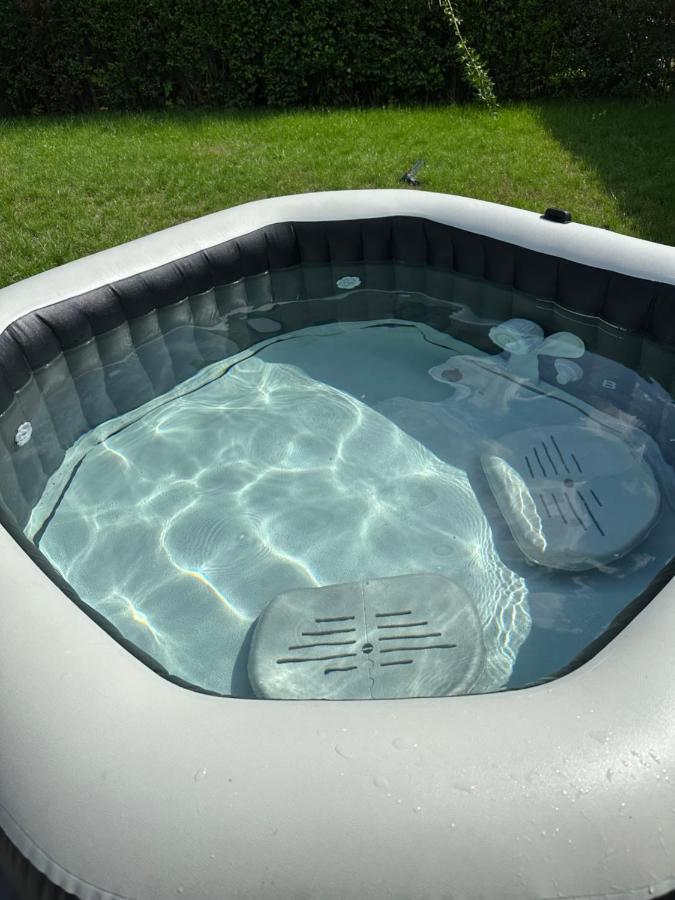 דירות ברלין Traumhafte Haushaelfte Mit Kamin, Garten & Whirlpool מראה חיצוני תמונה